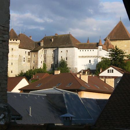 Au Calme En Vieille Ville - Proche Lac - Ambiance Esprit Brocante アヌシー エクステリア 写真